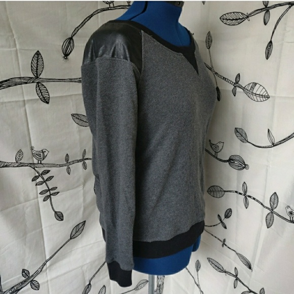 Torrid - Grey Sweatshirt - Picture 2 of 6